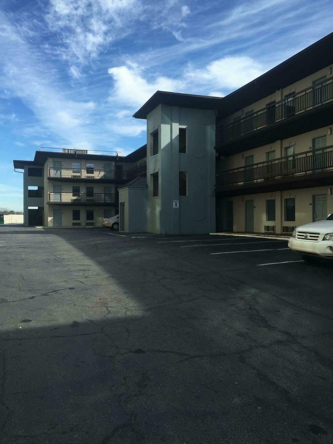 6 Atlanta, Ga - Midtown Motel Atlanta